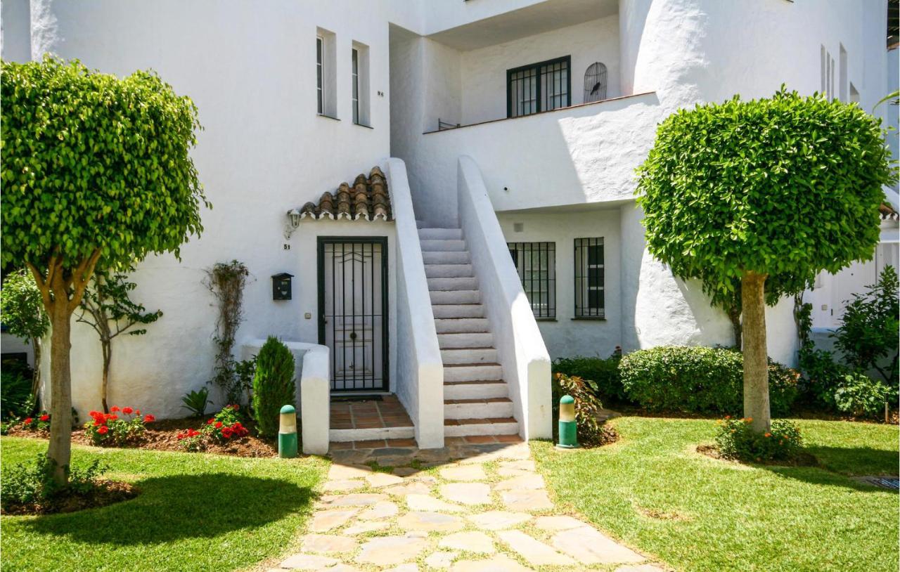 Nice Apartment In Mijas Costa With Kitchen フエンヒロラ エクステリア 写真